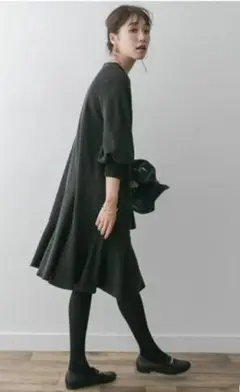 新品☆F by ROSSO☆裾フレアワンピース