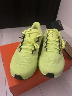 Item thumbnail for item 9b442b8b-f618-4119-bab8-f8a46578e4f1