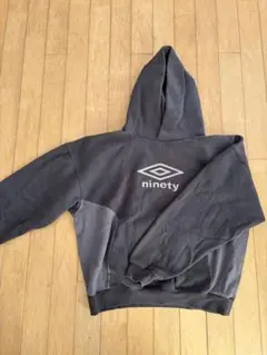 Umbro 9090コラボパーカー