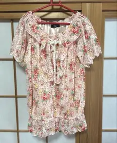 最終値下！大きいサイズ、可愛い花柄トップス、4L