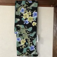 浴衣 黒地に黄色と青系の花図柄 未使用品