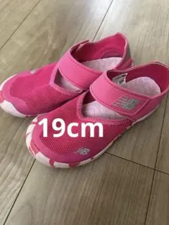 New Balance ピンク サンダル　19cm