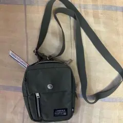 LONSDALE オリーブグリーン ショルダーバッグ
