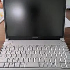 TOSHIBA ノートPC シルバー 日本語キーボード
