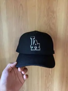 LA ブラック 59FIFTY キャップ