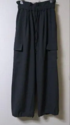 ローリーズファーム　ダークグレー カーゴパンツ 2ポケット