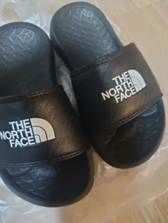 THE NORTH FACE ブラック スライドサンダル18(
