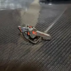 NIKKE　武器コレクション　ピンズ　ギロチン　ロンリーフリーダム