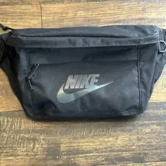NIKE ナイキ ショルダーバッグ　ボディーバッグヒップパック ナイキ テック