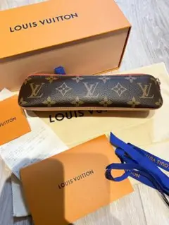 LOUIS VUITTON モノグラム トゥルースエリザベット ペンケース