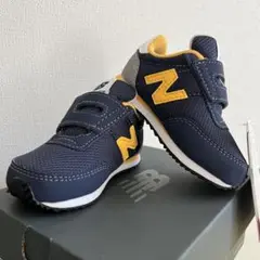 ニューバランス　ベビーシューズ　12cm