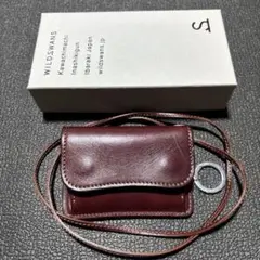WILDSWANS TONUGE EYELET バーガンディ ハトメ付きコインケース《タング アイレット》サドルプルアップ