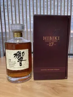 サントリー 響 17年 700ml ビンテージ品 箱付き
