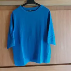ダナファヌル 青色 七分袖カットソー