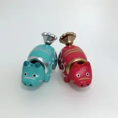 ならぶんです。ジュエリーべこ ● 2体セット ●