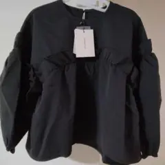 【新品】定価￥3300　アンティカトイ 360° フリルブラウス　ユニクロ