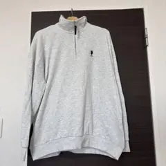 グレー ハーフジップ トレーナー