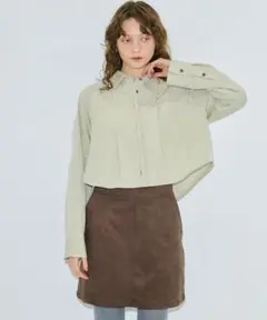PUBLIC TOKYO　バックケープクロップドシャツ グリーン