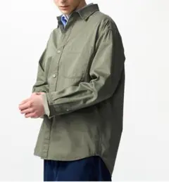 ユニクロ ツイルオーバーシャツ