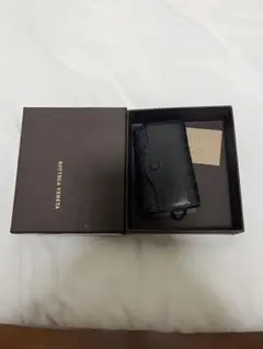 ボッテガ・ヴェネタ ブラックキーケース