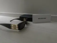 BALENCIAGA のサングラス