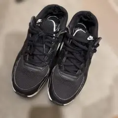 Nike Air Max ブラックスニーカー