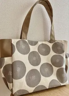 ハンドメイド　トートバッグ　サイドポケット トモタケ　あんぱん