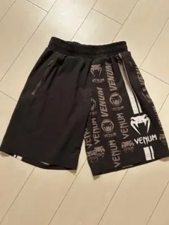 VENUM ハーフパンツ
