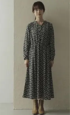 新品タグ付き‼️アーバンリサーチアイテムズ　ハナガラロングワンピース　長袖