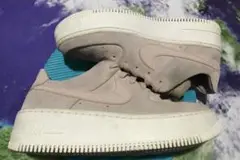 NIKE WMNS AIR FORCE 1 SAGE LOW