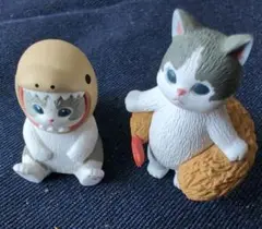 猫フィギュアセット 恐竜帽子とエビフライ巻き猫