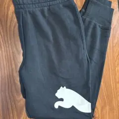 PUMA 黒 ジョガーパンツ