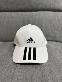 adidas ホワイトキャップ