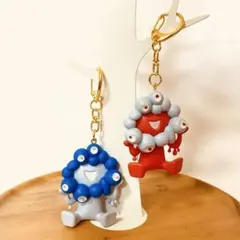 万博　ミャクミャク　キーホルダー　ストラップ　フィギュア　ガチャガチャ　2体