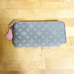 新品未使用✨russet L字ファスナー 長財布 ナイロン レザー チャーム付き