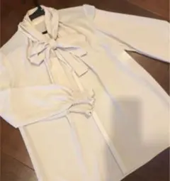 アナイ ブラウス