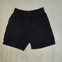 GU　黒のゴムウエストショートパンツ　XLサイズ
