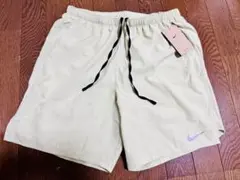 NIKE ランニングショートパンツ　インナー付　メンズ　グリーン　黄緑　M新品
