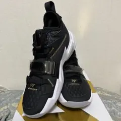新品ナイキスニーカー