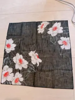 花柄 ハンカチ 黒
