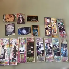 鬼滅の刃　シールとカード
