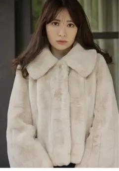 Winter Love Faux Fur Coat beige Sサイズ