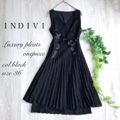 INDIVI インディヴィ ワンピース ノースリーブ ブラック プリーツ S