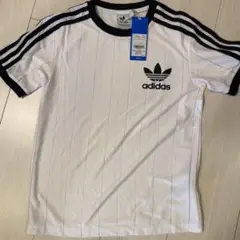 アディダスTシャツ