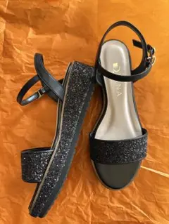 ダイアナ　黒グリッター　サンダル　24.5size