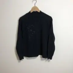 BeBe One カシミヤ ニット モックネック 花柄 黒 ブラック 100%