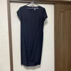セオリーリュクス濃紺ワンピース