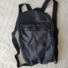 黒 シンプルミニリュック