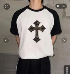 【sedacle】ラインストーン柄クロスアッ プリケTシャツ