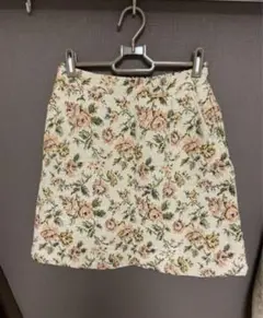 ゴブランフラワーミニスカート